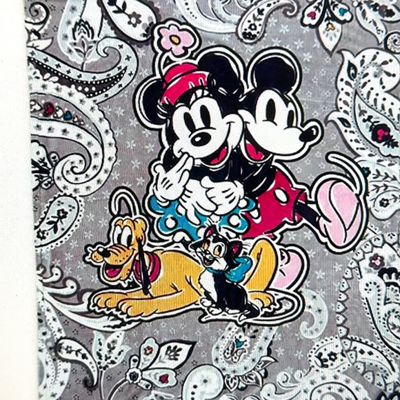 VERA BRADLEY DISNEY MICKEY MOUSE PLUSH THROW BLANKET:NWT PICCADILLY PAISLEY - Picture 3 of 7